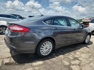 2015 Ford Fusion SE Hybrid with VIN 3FA6P0LU2FR206780, listed as a Copart auction lot 62839085 with 113,567 mi miles and Clean title. Bid and sale history available at DreamBid. Image 3.