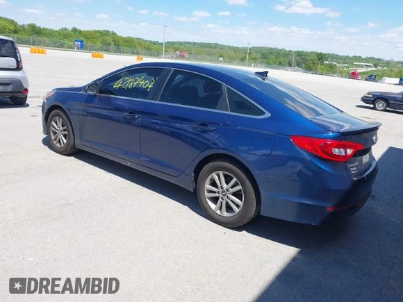 2015 Hyundai Sonata 2.4L SE with VIN 5NPE24AF0FH124081, listed as a IAAI auction lot 42187407 with 166,910 mi miles. Bid and sale history available at carsss.com. Image 3.