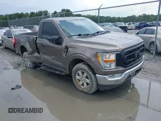 2021 Ford F-150 XL z VIN 1FTMF1E5XMKF04768, wystawiony jako IAAI lot #42495211 z przebiegiem 46 714 mil mil oraz . Historia ofert i sprzedaży dostępna na DreamBid. Obrazek 1.