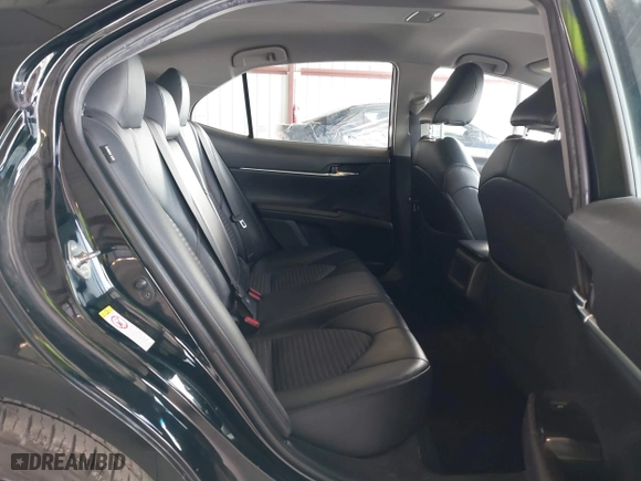 2018 Toyota Camry LE with VIN 4T1B11HK8JU575695, listed as a IAAI auction lot 41857828 with 180,413 mi miles. Bid and sale history available at carsss.com. Image 8.