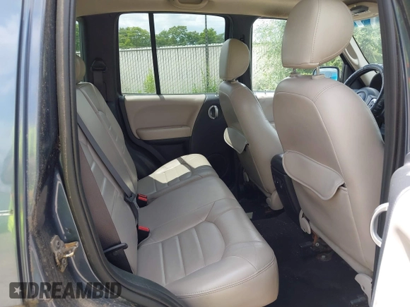 2002 Jeep Liberty Limited with VIN 1J4GL58K92W323210, listed as a IAAI auction lot 42746357 with 225,928 mi miles and . Bid and sale history available at DreamBid. Image 8.