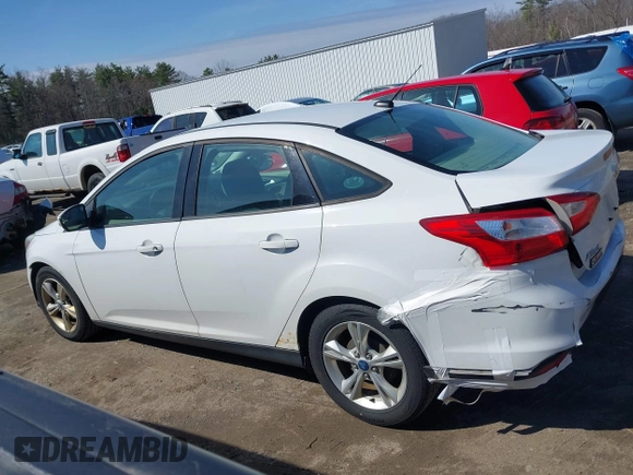 2013 Ford Focus SE with VIN 1FADP3F28DL274208, listed as a IAAI auction lot 41997585 with 233,384 mi miles. Bid and sale history available at carsss.com. Image 14.