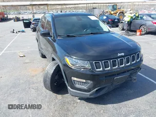 2019 Jeep Compass Sport with VIN 3C4NJCAB8KT652360, listed as a IAAI auction lot 42474719 with 74,458 mi miles and . Bid and sale history available at DreamBid. Image 1.
