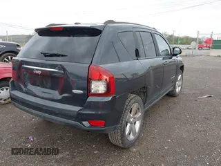 2014 Jeep Compass High Altitude with VIN 1C4NJCEA9ED647552, listed as a IAAI auction lot 41954070 with 110,474 mi miles. Bid and sale history available at carsss.com. Image 4.