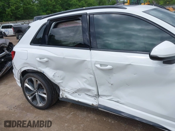 2022 Audi Q3 S line Premium Plus with VIN WA1EECF39N1025078, listed as a IAAI auction lot 42210251 with 28,841 mi miles and . Bid and sale history available at DreamBid. Image 6.