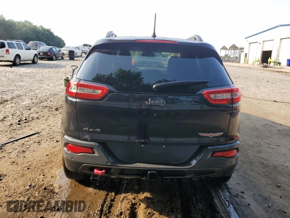 2015 Jeep Cherokee Trailhawk z VIN 1C4PJMBS6FW652001, wystawiony jako Copart lot #62344785 z przebiegiem 165 473 mil mil oraz Szkoda całkowita • Salvage title. Historia ofert i sprzedaży dostępna na DreamBid. Obrazek 6.