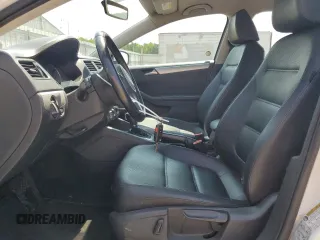 2013 Volkswagen Jetta SE with VIN 3VWDP7AJ9DM418635, listed as a Copart auction lot 59854495 with 169,960 mi miles and Salvage title. Bid and sale history available at DreamBid. Image 7.