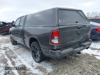 2021 Ram 1500 Big Horn с VIN 1C6SRFBT7MN537067, выставлен на аукционе IAAI как лот 41636141 с пробегом 48 006 миль миль и . История ставок и продаж доступна на DreamBid. Изображение 3.
