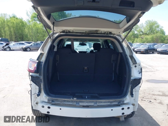 2015 Chevrolet Traverse LT with VIN 1GNKVHKDXFJ280531, listed as a IAAI auction lot 42077958 with 177,856 mi miles and . Bid and sale history available at DreamBid. Image 18.