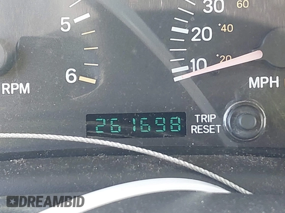 2001 Jeep Cherokee Sport with VIN 1J4FT48S01L522281, listed as a IAAI auction lot 41999570 with 261,698 mi miles and . Bid and sale history available at DreamBid. Image 15.