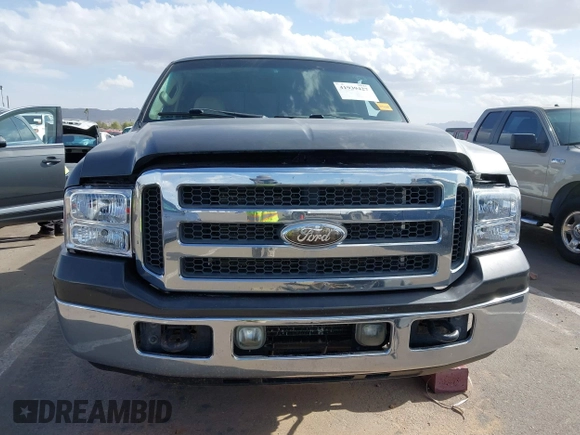 2005 Ford Super Duty F-250 XL with VIN 1FTSW21P65EB12228, listed as a IAAI auction lot 41939427 with 1 mi miles. Bid and sale history available at carsss.com. Image 11.