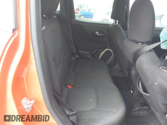 2015 Jeep Renegade Latitude with VIN ZACCJABT9FPB41532, listed as a IAAI auction lot 41977393 with 91,048 mi miles. Bid and sale history available at carsss.com. Image 8.
