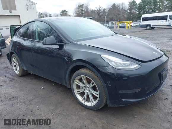 2022 Tesla Model Y Long Range with VIN 7SAYGDEE5NA016892, listed as a IAAI auction lot 41936735 with 69,136 mi miles and . Bid and sale history available at DreamBid. Image 1.
