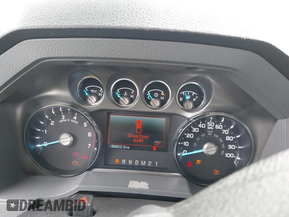 2015 Ford F-250 XLT with VIN 1FTBF2B63FEB69445, listed as a IAAI auction lot 41902750 with 88,902 mi miles and . Bid and sale history available at DreamBid. Image 7.