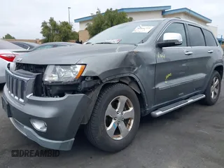 2013 Jeep Grand Cherokee Limited with VIN 1C4RJEBTXDC539433, listed as a IAAI auction lot 42046724 with 266,913 mi miles. Bid and sale history available at carsss.com. Image 20.