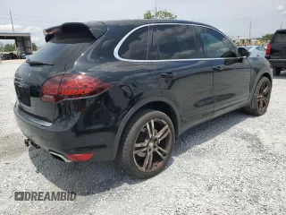 2013 Porsche Cayenne S с VIN WP1AB2A22DLA83248, выставлен на аукционе Copart как лот 55978885 с пробегом 163 380 миль миль и На запчасти • Non repairable. История ставок и продаж доступна на DreamBid. Изображение 3.