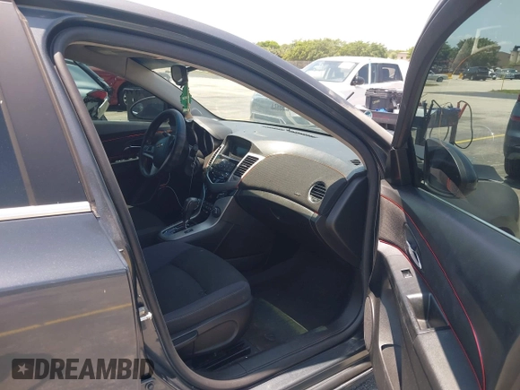 2013 Chevrolet Cruze 1LT with VIN 1G1PC5SB3D7207490, listed as a IAAI auction lot 42229984 with 111,247 mi miles and . Bid and sale history available at DreamBid. Image 5.