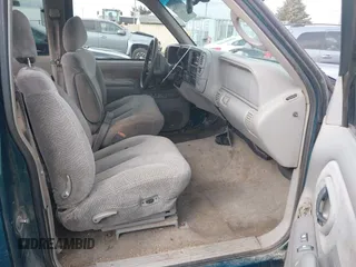 1997 Chevrolet Silverado 1500 with VIN 1GCEK19RXVE110345, listed as a IAAI auction lot 41911626 with 261,908 mi miles and . Bid and sale history available at DreamBid. Image 5.