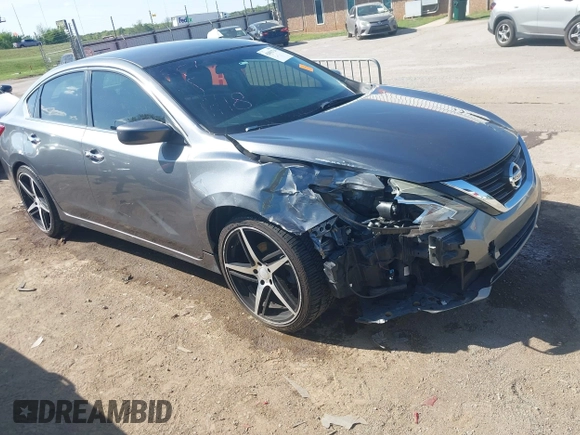 2016 Nissan Altima SL with VIN 1N4AL3AP0GC249504, listed as a IAAI auction lot 42092720 with 158,079 mi miles and . Bid and sale history available at carsss.com. Image 1.