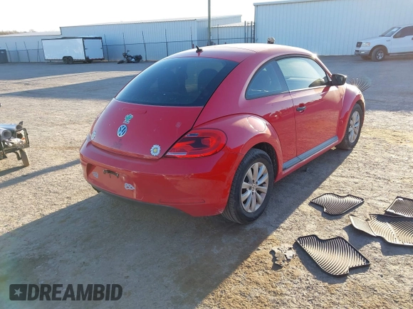 2015 Volkswagen Beetle Fleet Edition with VIN 3VWF17AT9FM627923, listed as a IAAI auction lot 41814791 with 94,647 mi miles and . Bid and sale history available at DreamBid. Image 4.
