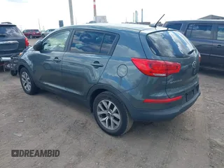 2015 Kia Sportage LX with VIN KNDPB3AC9F7737796, listed as a IAAI auction lot 41901318 with 109,625 mi miles and . Bid and sale history available at carsss.com. Image 3.