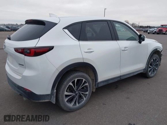 2023 Mazda CX-5 2.5 S Premium Plus Package with VIN JM3KFBEM8P0172177, listed as a IAAI auction lot 40933466 with 39,534 mi miles. Bid and sale history available at carsss.com. Image 4.