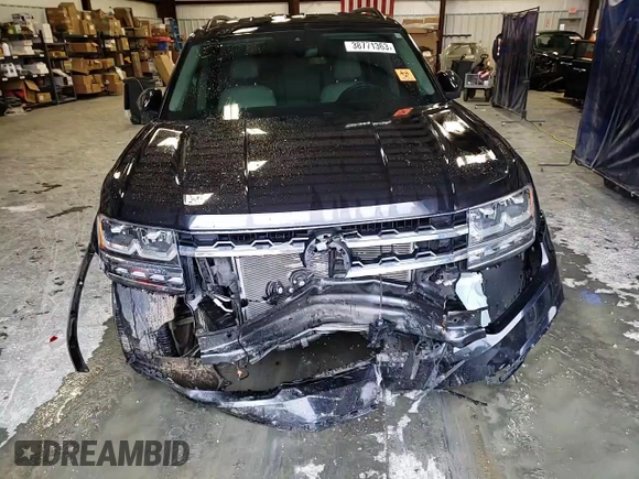2020 Volkswagen Atlas SE with VIN 1V2UR2CA0LC505304, listed as a Copart auction lot 38771363 with 36,451 mi miles and . Bid and sale history available at DreamBid. Image 12.