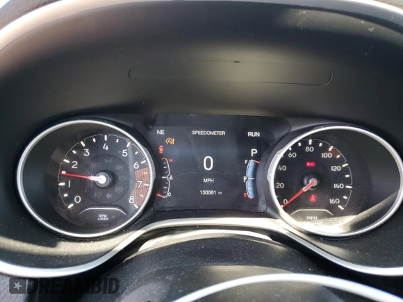 2018 Jeep Compass Latitude z VIN 3C4NJDBB5JT303871, wystawiony jako Copart lot #53881965 z przebiegiem 130 061 mil mil oraz Szkoda całkowita • Salvage title. Historia ofert i sprzedaży dostępna na DreamBid. Obrazek 9.
