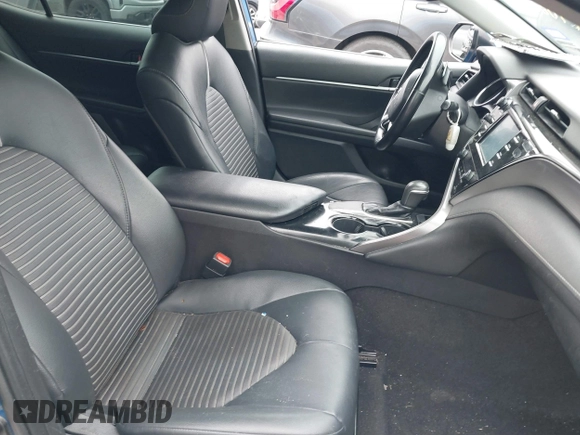 2019 Toyota Camry LE z VIN 4T1B11HK6KU217769, wystawiony jako IAAI lot #41900518 z przebiegiem 104 604 mil mil oraz . Historia ofert i sprzedaży dostępna na DreamBid. Obrazek 5.