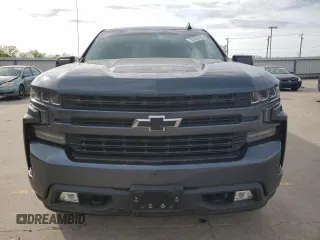 2020 Chevrolet Silverado 1500 RST with VIN 3GCPWDETXLG440251, listed as a Copart auction lot 50638225 with 42,663 mi miles and Salvage Title. Bid and sale history available at DreamBid. Image 5.