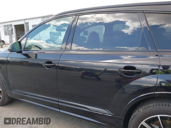 2021 Audi Q7 Premium Plus with VIN WA1LXAF74MD018111, listed as a IAAI auction lot 41967005 with 70,857 mi miles and . Bid and sale history available at DreamBid. Image 14.