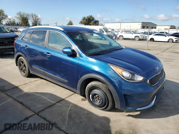 2018 Kia Niro LX with VIN KNDCB3LC6J5206975, listed as a Copart auction lot 49488895 with 121,824 mi miles and Clean Title. Bid and sale history available at carsss.com. Image 4.
