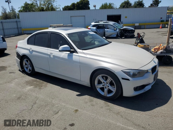 2012 BMW 3 Series 328i with VIN WBA3A5G51CNP16676, listed as a Copart auction lot 58172565 with 146,508 mi miles and Salvage title. Bid and sale history available at DreamBid. Image 4.