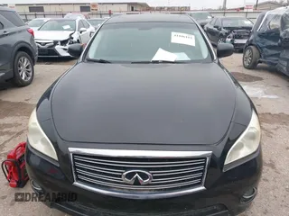 2011 Infiniti M with VIN JN1BY1AP4BM320231, listed as a IAAI auction lot 41446113 with 124,330 mi miles. Bid and sale history available at carsss.com. Image 12.