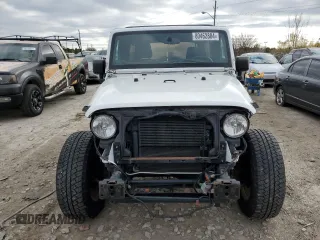 2014 Jeep Wrangler Unlimited Sahara with VIN 1C4BJWEGXEL129190, listed as a Copart auction lot 80462884 with 75,766 mi miles and Non Repairable. Bid and sale history available at carsss.com. Image 5.