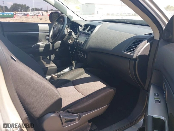 2019 Mitsubishi Outlander Sport ES 2.0 with VIN JA4AP3AU2KU032232, listed as a IAAI auction lot 40050793 with 45,570 mi miles. Bid and sale history available at carsss.com. Image 5.