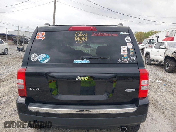 2017 Jeep Patriot High Altitude with VIN 1C4NJRFBXHD196064, listed as a IAAI auction lot 41912803 with 145,823 mi miles. Bid and sale history available at carsss.com. Image 17.