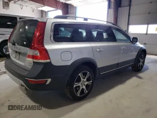 2014 Volvo XC70 T6 with VIN YV4902BZXE1175238, listed as a Copart auction lot 53198745 with 215,020 mi miles and Clean Title. Bid and sale history available at DreamBid. Image 3.