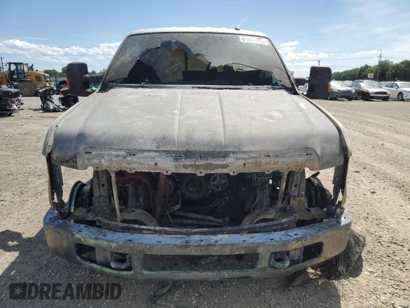 2008 Ford F-250 XL with VIN 1FTSW21558EE21045, listed as a Copart auction lot 61842805 with Not provided miles and Salvage title. Bid and sale history available at DreamBid. Image 5.
