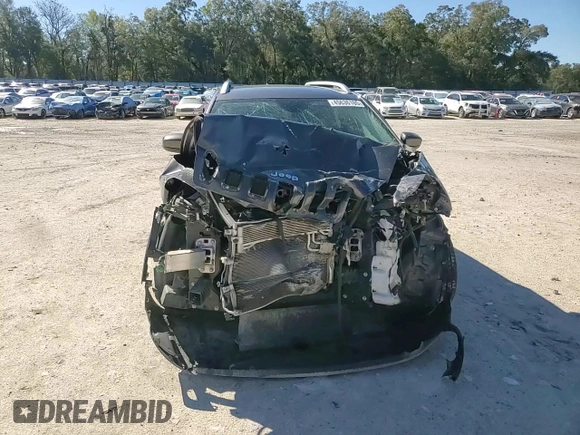 2018 Jeep Cherokee Latitude Plus with VIN 1C4PJLLX2JD563485, listed as a Copart auction lot 45636165 with 69,238 mi miles and Salvage Title. Bid and sale history available at DreamBid. Image 11.