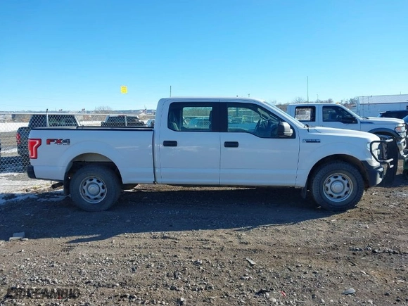2015 Ford F-150 XLT w/HD Payload Pkg with VIN 1FTFW1EF8FFC07270, listed as a IAAI auction lot 41425948 with 194,107 mi miles. Bid and sale history available at carsss.com. Image 13.