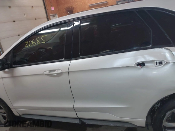 2017 Ford Edge Sport with VIN 2FMPK4AP2HBC63446, listed as a IAAI auction lot 41520685 with 72,011 mi miles. Bid and sale history available at carsss.com. Image 14.