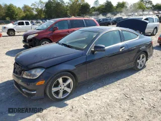 2015 Mercedes-Benz C-Class C 250 with VIN WDDGJ4HB6FG370187, listed as a Copart auction lot 88162875 with 102,961 mi miles and Clean Title. Bid and sale history available at carsss.com. Image 1.