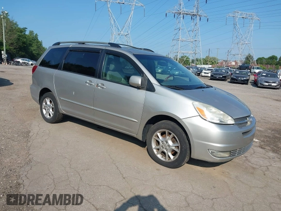 2004 Toyota Sienna XLE z VIN 5TDBA22C84S021836, wystawiony jako IAAI lot #42432146 z przebiegiem 177 635 mil mil oraz . Historia ofert i sprzedaży dostępna na DreamBid. Obrazek 1.