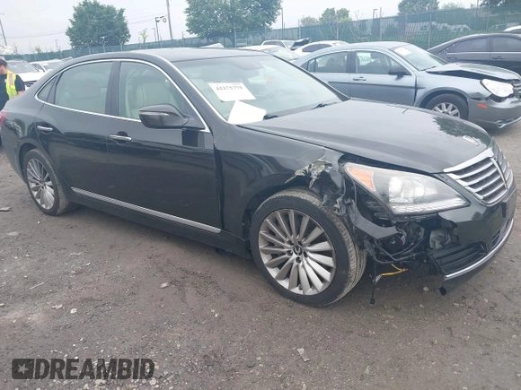 2015 Hyundai Equus Signature with VIN KMHGH4JH9FU098686, listed as a IAAI auction lot 42275775 with 102,765 mi miles and . Bid and sale history available at DreamBid. Image 1.