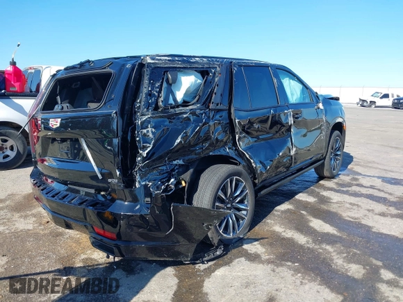 2024 Cadillac Escalade 4WD Sport Platinum z VIN 1GYS4GKL3RR339867, wystawiony jako IAAI lot #41172901 z przebiegiem Nie podano mil oraz . Historia ofert i sprzedaży dostępna na DreamBid. Obrazek 4.