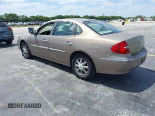 2007 Buick LaCrosse CXL with VIN 2G4WD582371198097, listed as a IAAI auction lot 42168438 with Not Provided miles. Bid and sale history available at carsss.com. Image 3.