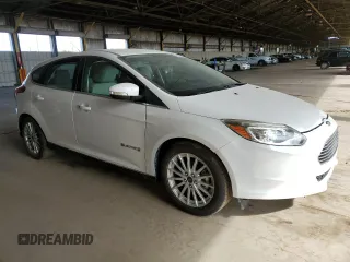 2014 Ford Focus Electric z VIN 1FADP3R41EL306186, wystawiony jako Copart lot #53754535 z przebiegiem 46 711 mil mil oraz Tytuł czysty. Historia ofert i sprzedaży dostępna na DreamBid. Obrazek 4.