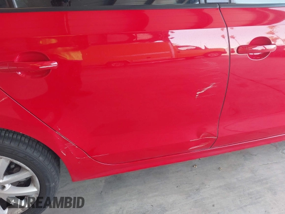 2012 Volkswagen Jetta SE z VIN 3VWDP7AJ0CM370635, wystawiony jako IAAI lot #42458308 z przebiegiem 183 142 mil mil oraz . Historia ofert i sprzedaży dostępna na DreamBid. Obrazek 6.