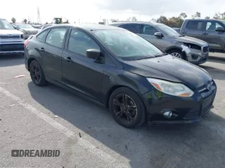 2012 Ford Focus SE with VIN 1FAHP3F27CL392394, listed as a IAAI auction lot 41909902 with 81,703 mi miles. Bid and sale history available at carsss.com. Image 1.